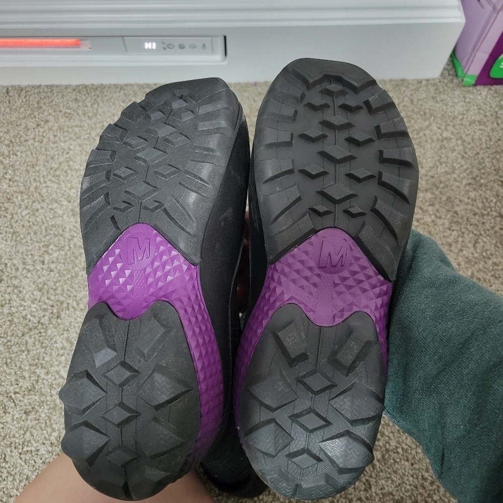 Merrell Women's Black and Purple Winterbelle Opti-warm Boots, Size 7.5 - Picture 7 of 8